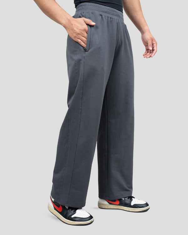 Stride Straight Pants